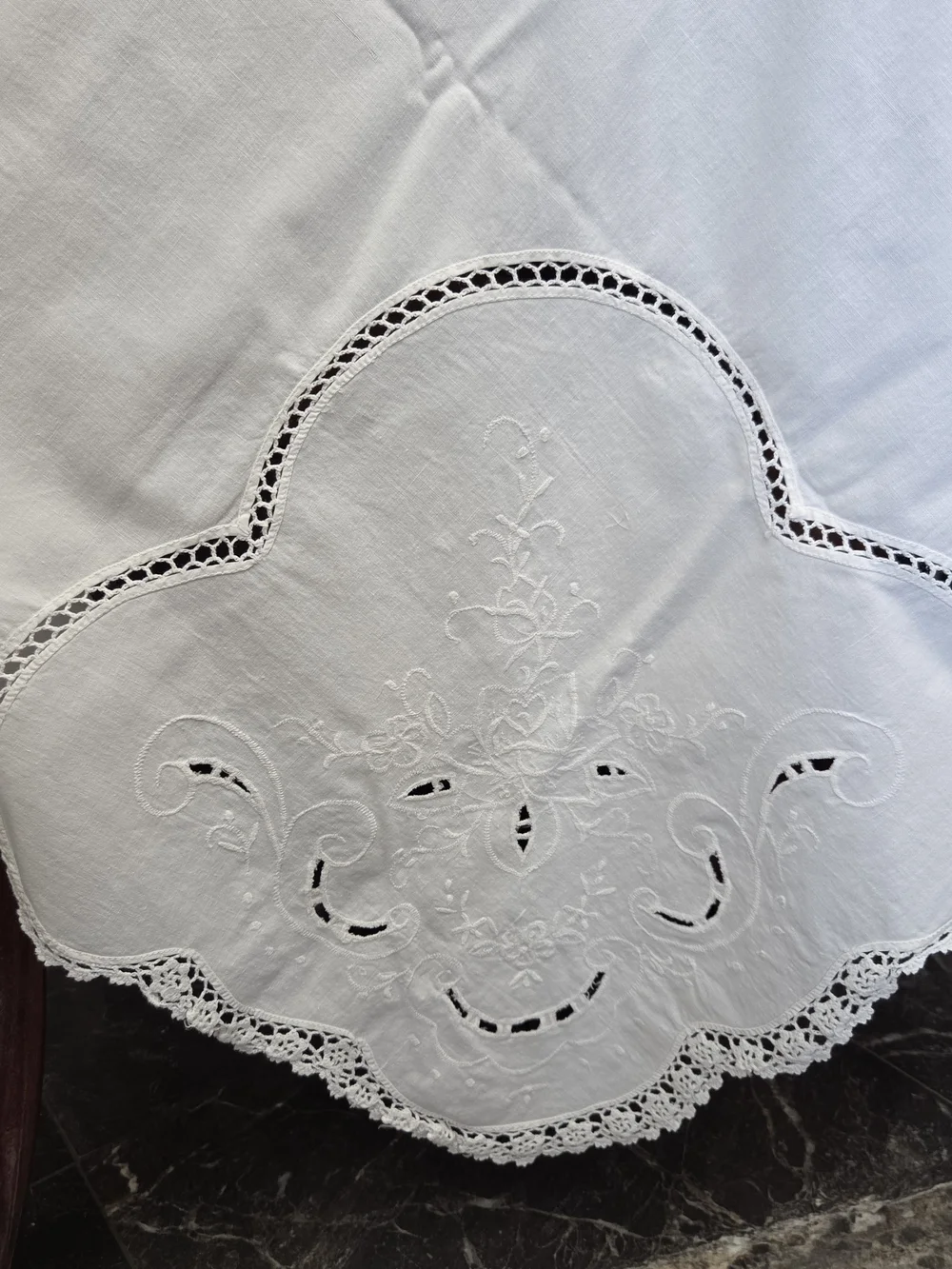 VTG Handmade White Cotton Rectangular Cutwork Embroidered  Tablecloth 230x64